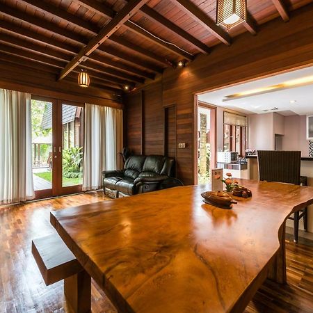 Raja Woods Villa Jimbaran Екстериор снимка
